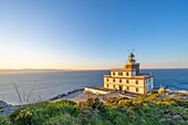 Leuchtturm von Finisterre, Kap Finisterre, Finisterre (Fisterra), La Coruna, Galicien, Spanien, Europa