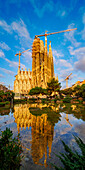 Basilica of Sagrada Familia at sunrise, UNESCO World Heritage Site, Barcelona, Catalonia, Spain, Europe