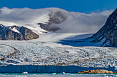 Views of the Monacobreen (Monaco Glacier), in Haakon VII Land on the island of Spitsbergen in Svalbard, Norway, Arctic, Europe