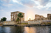 Tempel von Philae, Trajans Kiosk, UNESCO-Weltkulturerbe, Insel Agilkia, Assuan, Ägypten, Nordafrika, Afrika