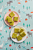 Green quiche bites