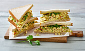 Sandwich with Indian curry chicken salad