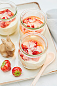 Eggnog mousse with strawberries