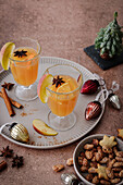 Non-alcoholic apple-orange punch with spices