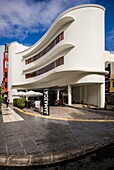 Spain, Canary Islands, Gran Canaria Island, Las Palmas de Gran Canaria, Triana meighborhood, curved building