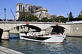 France, Paris, Notre Dame de Paris, consolidation work after the fire, river tourism