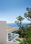 Frankreich, Le Lavandou, Cap Negre, Architektenhaus, Geschichte: Die ganze Kontrolle über die Elemente mit Blick auf das Meer