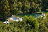 Kroatien, Mitteldalmatien, Gespanschaft Sibenik Knin, Nationalpark Krka, Skradinski buk, Krka-Wasserfälle