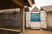 Ivory Coast, Grand Lahou district, Grand Lahou, restaurant