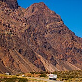 Argentina, Mendoza, Vicente Lezea, Basque immigrant to create a transport company that crosses the Andean cordillera to transport bananas from Chile