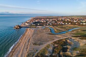 Frankreich, Pas de Calais, Ambleteuse, Fort Mahon, von Vauban entworfenes Fort und Dorf Ambleteuse (Luftbild)