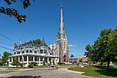 Kanada, Provinz Quebec, Montreal, Peak District, Kirche Saint-Joachim in Pointe-Claire und altes Pfarrhaus