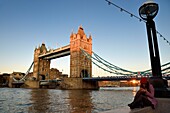 United Kingdom, London, Tower Bridge, swing bridge across the Thames, between the districts of Southwark and Tower Hamlets