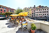 Italien, Ligurien, Nationalpark Cinque Terre, von der UNESCO zum Weltkulturerbe erklärt, Dorf Vernazza