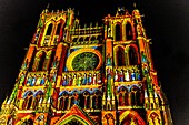 Frankreich, Somme, Amiens, Ton- und Lichtshow Chroma auf der Kathedrale von Amiens