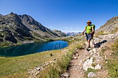 Frankreich, Alpes-Maritimes, Mercantour-Nationalpark, Wanderung zu den Seen von Vens, dem großen See Superior (2325m)