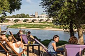 Frankreich, Indre et Loire, Loire-Tal, das von der UNESCO zum Weltkulturerbe erklärt wurde, Tours, Tours, der Strand an der Loire