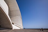 Spanien, Kanarische Inseln, Insel Teneriffa, Santa Cruz de Tenerife, Auditorium Auditoio de Tenerife, entworfen vom Architekten Santiago Calatrava