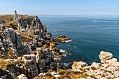 France, Finistère (29), Cornouaille, Crozon Peninsula, Camaret-sur-Mer, Pen-Hir Point in the Iroise Sea