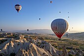 Turkey, Cappadocia, air balloons