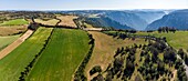 Frankreich, Cevennen-Nationalpark, Felder, Luftaufnahme