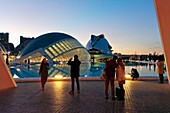 Spanien,Valencia,Stadt der Wissenschaften und Künste,Das Hemisferic und der Palast der Künste Reina Sofia,El Palau de les Arts Reina Sofia,Opernhaus,von Architekt Santiago Santiago Calatrava