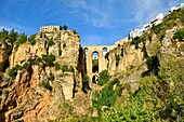 Spain, Andalusia, Malaga Province, Ronda, white villages road (Ruta de los Pueblos Blancos), perched village on a rocky spur and the Puente Nuevo (New Bridge)