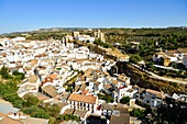 Spain, Andalusia, Cadiz Province, Setenil de las Bodegas, Ruta de los Pueblos Blancos (white villages road), the village