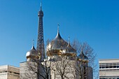 France, Paris, orthodox cathedral of the Holly Trinity in Quai Branly and the Eiffel tower in the background