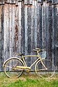 Kanada,Provinz Quebec,Region Lake Saint Jean,La Dore,Besuch eines ehemaligen Sägewerks: Die Moulin des Pionniers,altes Fahrrad