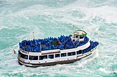 Kanada,Provinz Ontario,Niagara Falls,Horseshoe Falls,Amerikanisches Ausflugsschiff Maid of the Mist