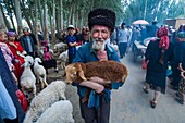 China, Xinjiang autonomous region, Hotan, bazaar, livestock market