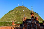 Polen,Woiwodschaft Kleinpolen,Krakau,Zwierzyniec,Tertre von Kosciuszko,das eine zum Museum umfunktionierte Zitadelle schützt