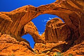 Vereinigte Staaten,Utah,Arches National Park,Double Arch,es gibt mehr als 2000 Bögen im Arches National Park