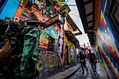 Kolumbien,Bogota,La Candelaria,Kolonialviertel,Wandfresken,inspiriert von der indianischen Kultur