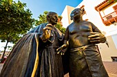 Kolumbien,Departamento Bolivar,Cartagena de Indias,koloniales Zentrum,eingetragenes Weltkulturerbe der UNESCO,Plaza San Pedro de Claver,Statue von Enrique Grau,der Heilige und der Sklave