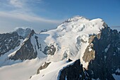 Frankreich,Hautes Alpes,Oisans-Massiv,Nationalpark der Ecrins,Hochgebirgswanderung zum Roche Faurio,gesehen auf der Kuppel und der Bar der Ecrins