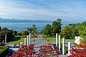 Switzerland, Canton of Vaud, Lausanne, Ouchy district, Olympic museum in Lausanne, the garden along Geneva lake