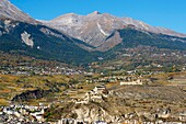 Schweiz,Kanton Wallis,Sitten,Hauptstadt des Kantons,Kirche von Valere und Schloss Tourbillon