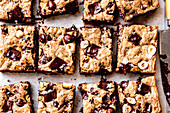 Hazelnut blondies (chocolate chip cookie bars)