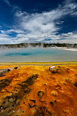 USA,Wyoming. Abfluss einer heißen Quelle,Rainbow Pool,Yellowstone National Park