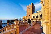 Uhrenturm und Mittleres Tor,Taormina,Messina,Sizilien,Italien,Mittelmeer,Europa