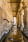 Fontana Fraterna (Fraternal Fountain), Piazza Giosue Carducci, Isernia, Molise, Italy, Europe