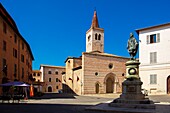 Piazza Garibaldi, Foligno, Perugia, Umbria, Italy, Europe