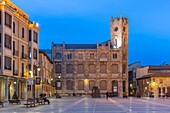 Old Post Office, Regla Square, Leon, Castile and Leon, Spain, Europe