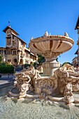 Fountain of the Frogs and Spider Palace, Piazza Mincio, Coppede neighborhood, Rome, Lazio, Italy, Europe