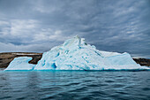 Eisberg auf der Belcher-Insel,Devon-Insel,Nunavut,Kanadische Arktis,Kanada,Nordamerika