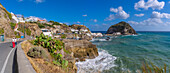 Blick auf Torre di Sant'Angelo von erhöhter Position in Sant'Angelo,Sant'Angelo,Insel Ischia,Kampanien,Italien,Europa