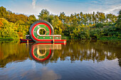 Blick auf das Looping Boat auf dem Tinsley-Kanal,Sheffield,South Yorkshire,England,Vereinigtes Königreich,Europa