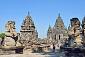 Steintorwächter (dvarapala) der Sewu-Tempelanlage,buddhistischer Tempel aus dem 8. Jahrhundert im Norden der Prambanan-Tempelanlage,UNESCO-Welterbe,Region Yogyakarta,Insel Java,Indonesien,Südostasien,Asien